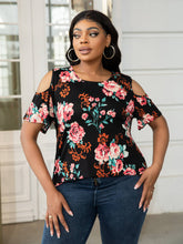Load image into Gallery viewer, Plus Size Cold-Shoulder Round Neck Curved Hem Tee
